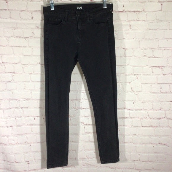 BDG Mid-Rise Twig Grazer Black Denim Jeans - Size 28W x 26L - Picture 1 of 10